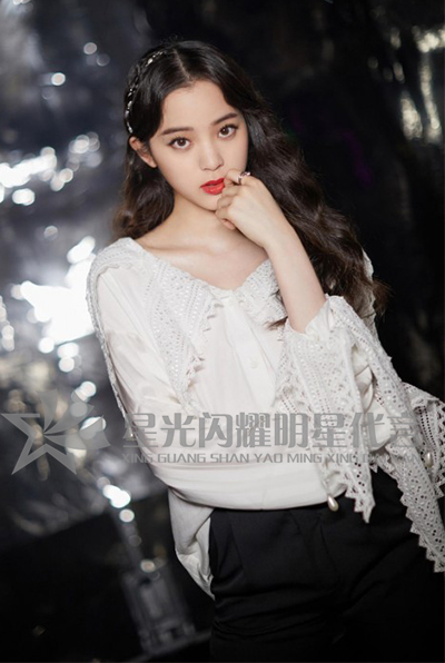 歐陽娜娜代言的品牌lena