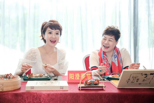 陽澄季節(jié)品牌代言人金巧巧