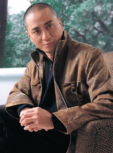 湯鎮(zhèn)業(yè)