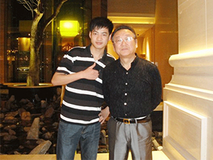 明星經(jīng)紀(jì)人陳星與蔣大為合影