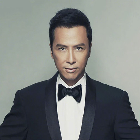 甄子丹代言的品牌格林豪泰電動車