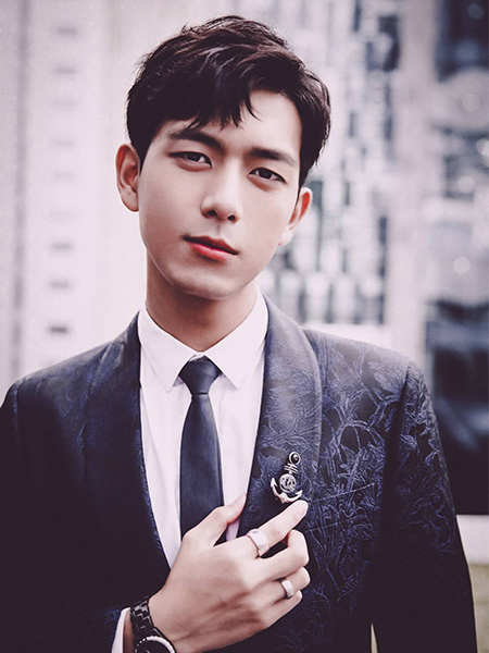 李現(xiàn)代言的品牌美的