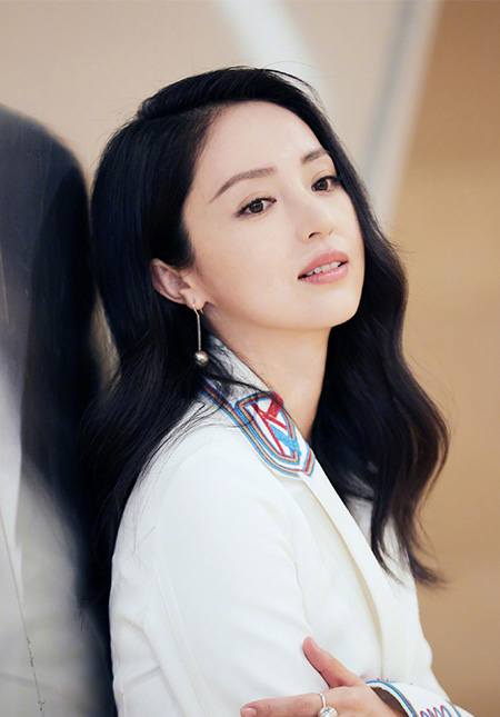 董璇代言的品牌極尚品牌